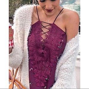 WAYF Posie Floral Lace Applique Camisole
